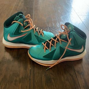 Nike LeBron 10 Shoes